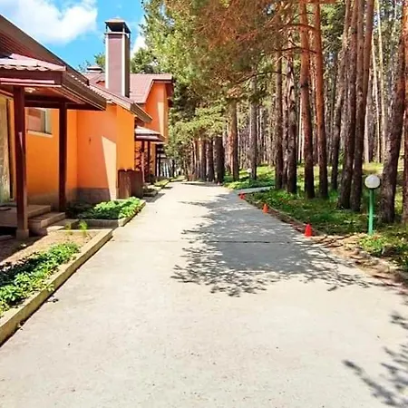 Комплекс Лъки Язовир Искър Hotel de apartamente